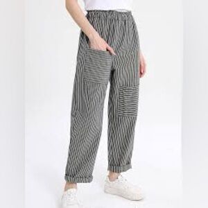 Artsy Patch Pocket Casual Linen Ankle Pants